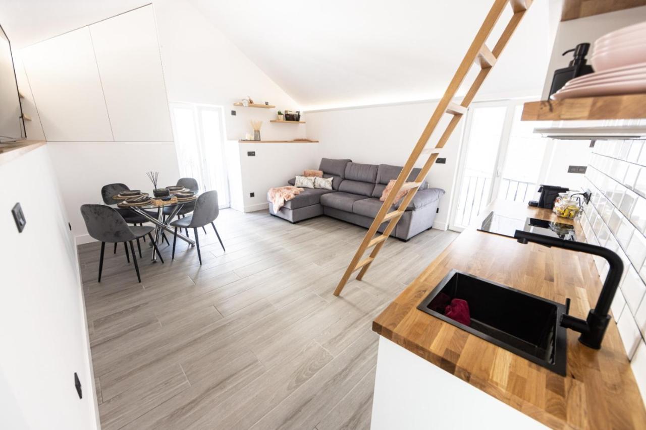 Apartamento A Casa Dos Contos Camariñas Exterior foto